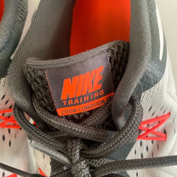 Nike Training Zoom Conditioning Running Shoes size 10 Preowned - Picture 5 of 9